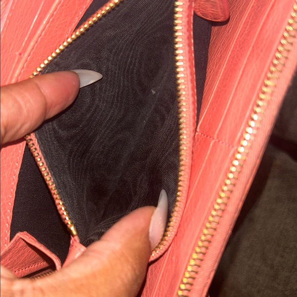 Balenciaga Pink Wallet with Gold Accents - Picture 12 of 12